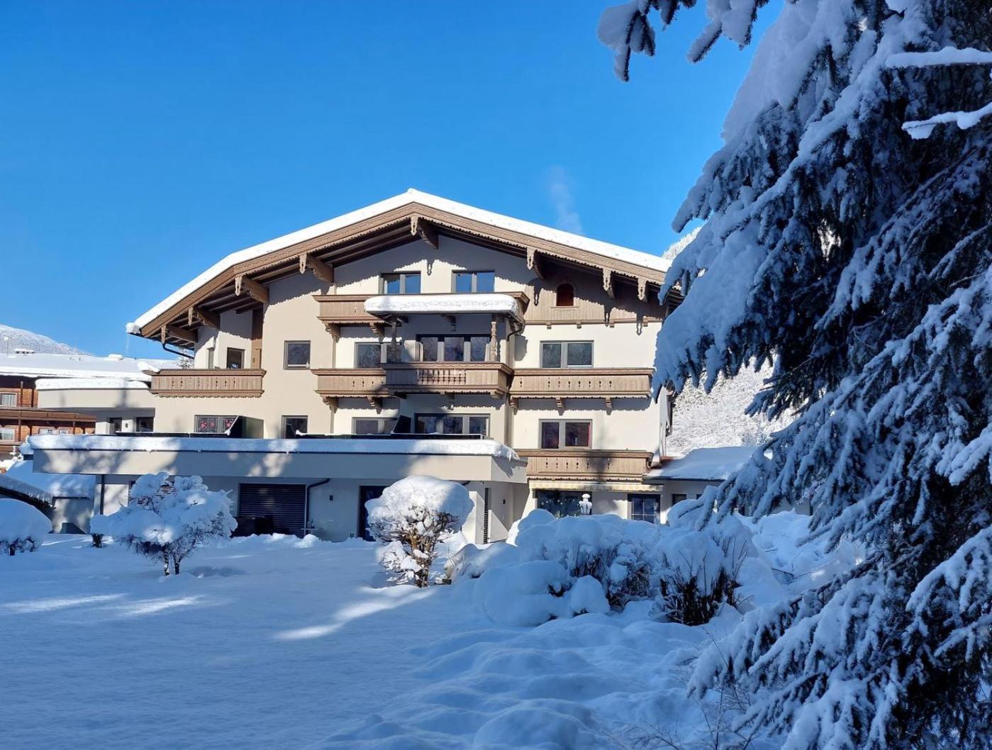 Hotel Garni Erler Mayrhofen Zewnętrze zdjęcie